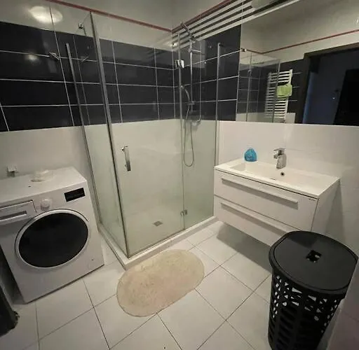 Warszawska Ii Апартаменти *